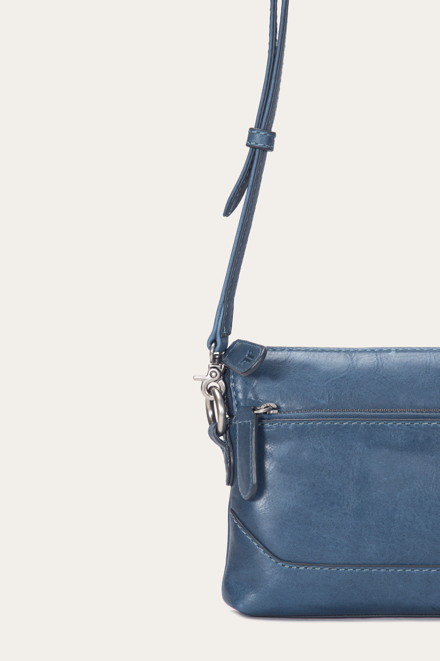 Melissa Crossbody Wristlet