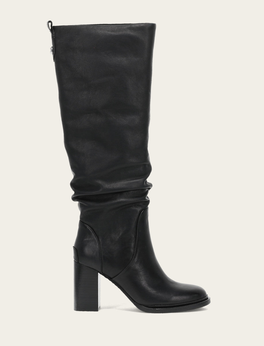 Alex Softy Tall Wc - Black - Outside