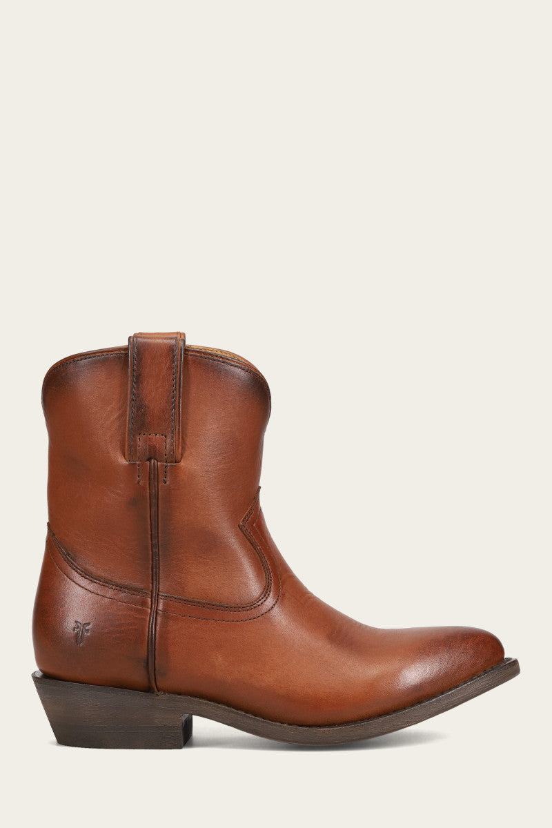 Billy Short - Cognac - Outside