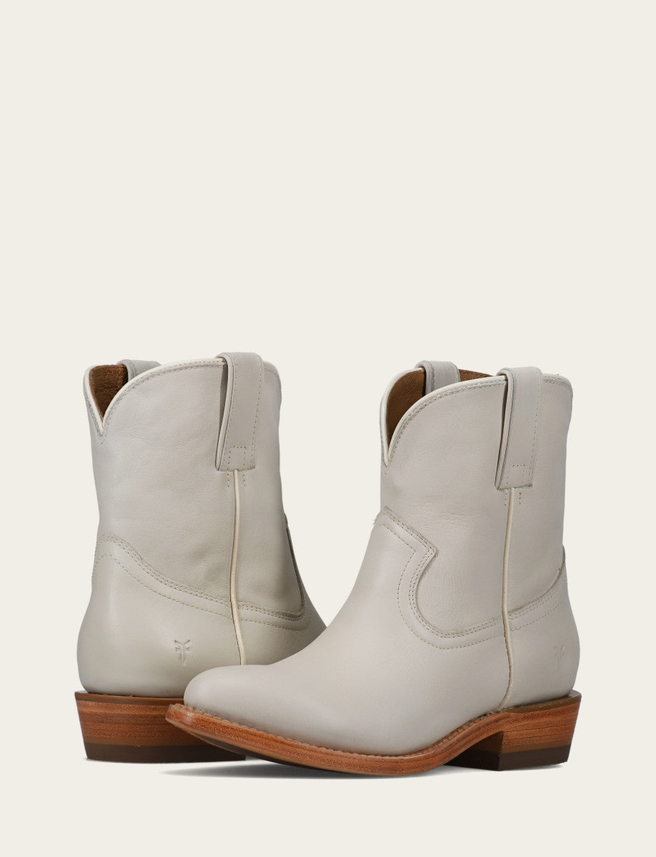 Billy Short - Ivory - Pair