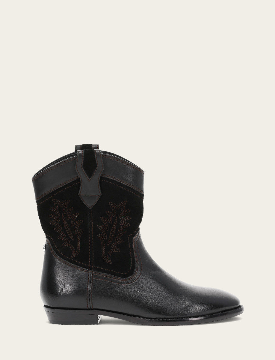 Blair Western Deco - Black - Outside