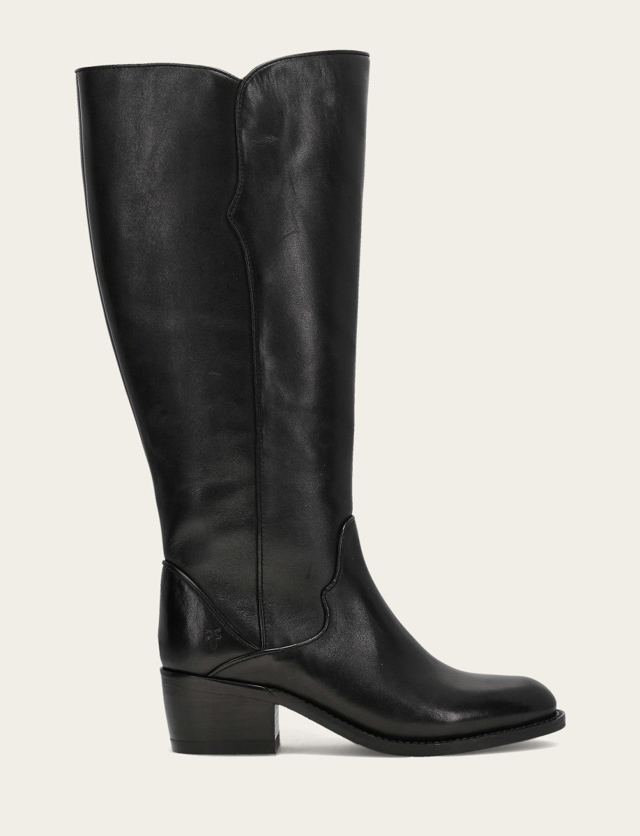 Carson 2 Piping Tall Wc - Black - Outside