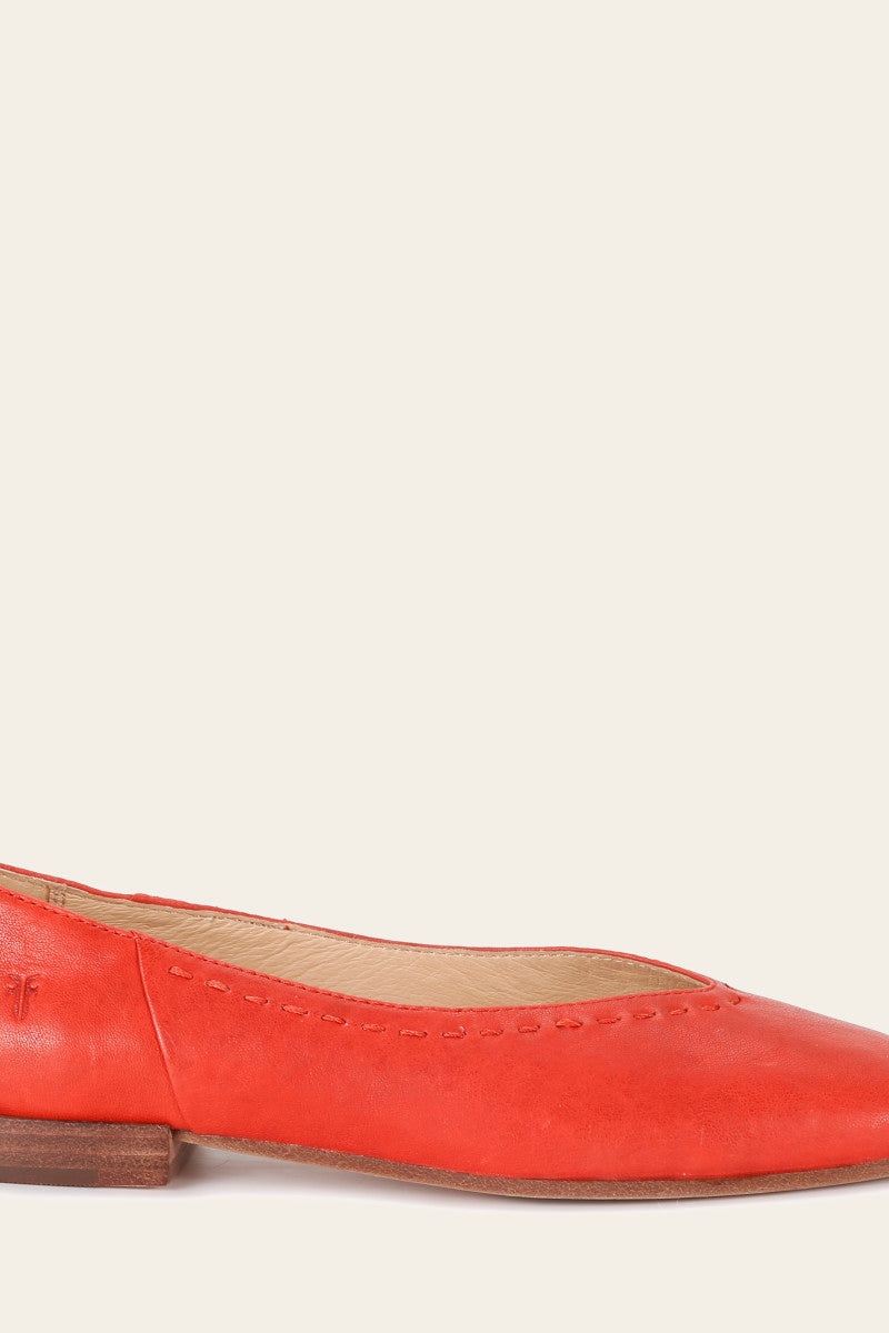 Claire Flat - Red - Outside