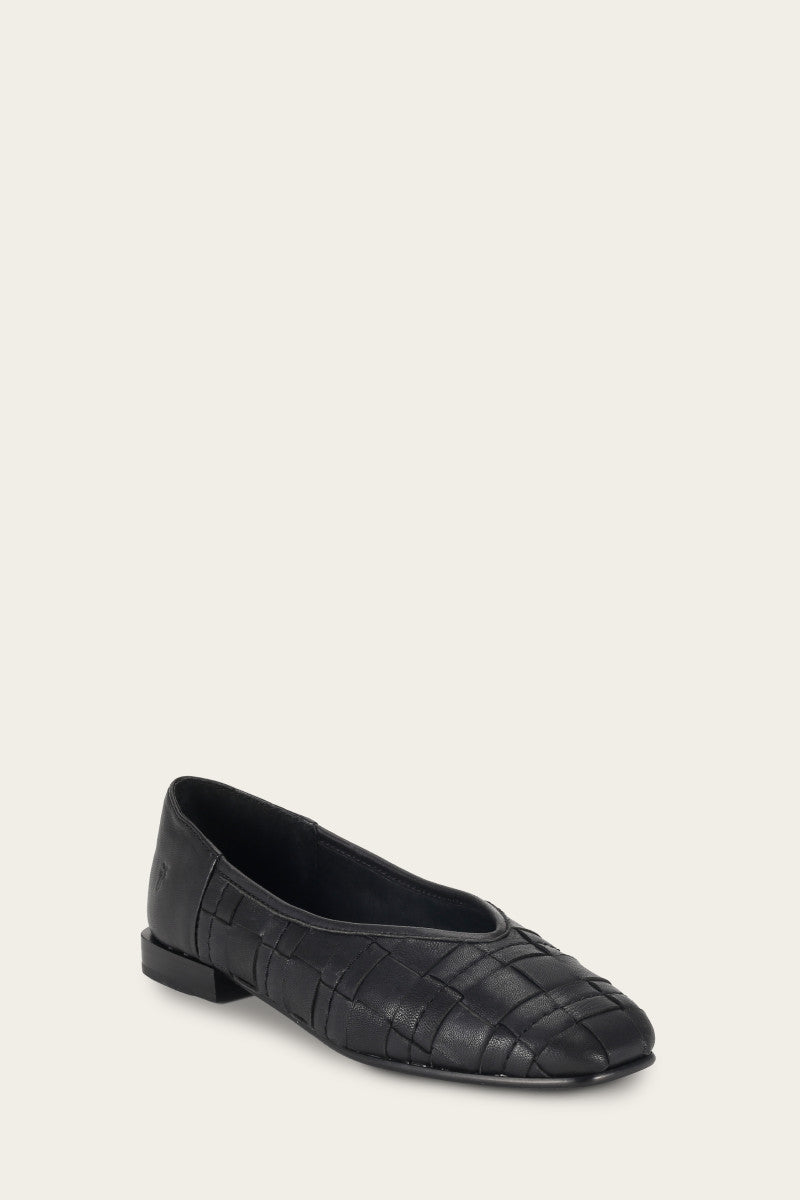 Claire Woven Flat