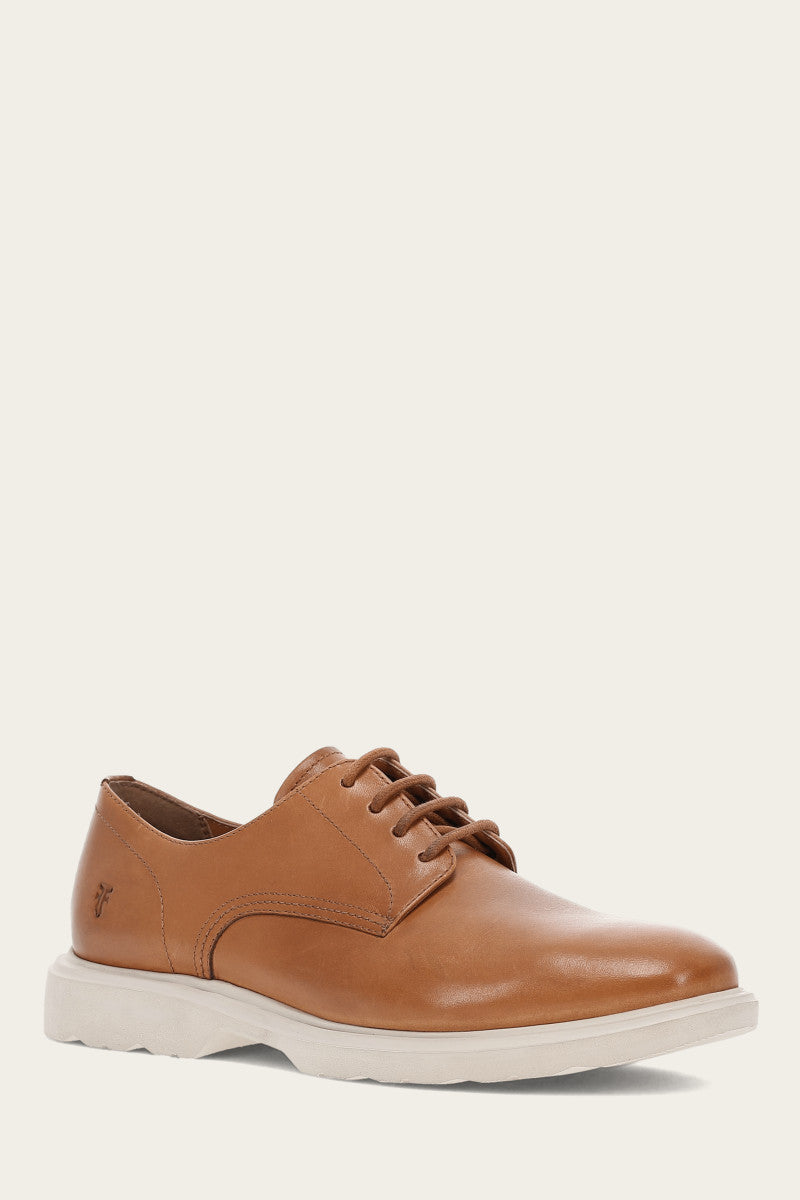 Connor Oxford - Saddle - Hero