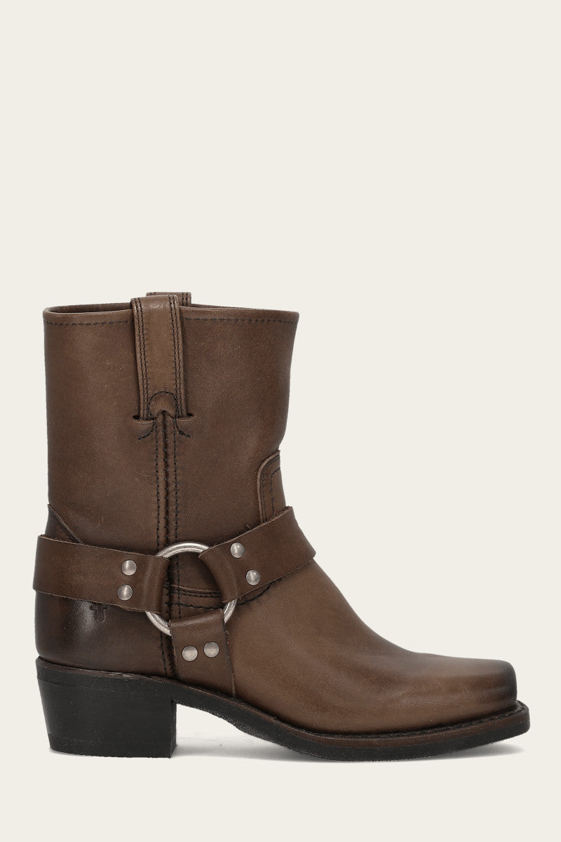 Harness 8R Womens - Smoke - Outside