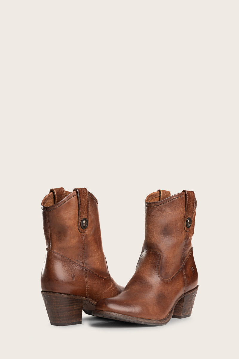 Jackie Button Short - Cognac - Pair