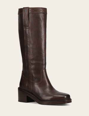Kate Pull On - Dark Brown - Hero