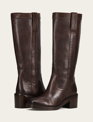 Kate Pull On - Dark Brown - Pair