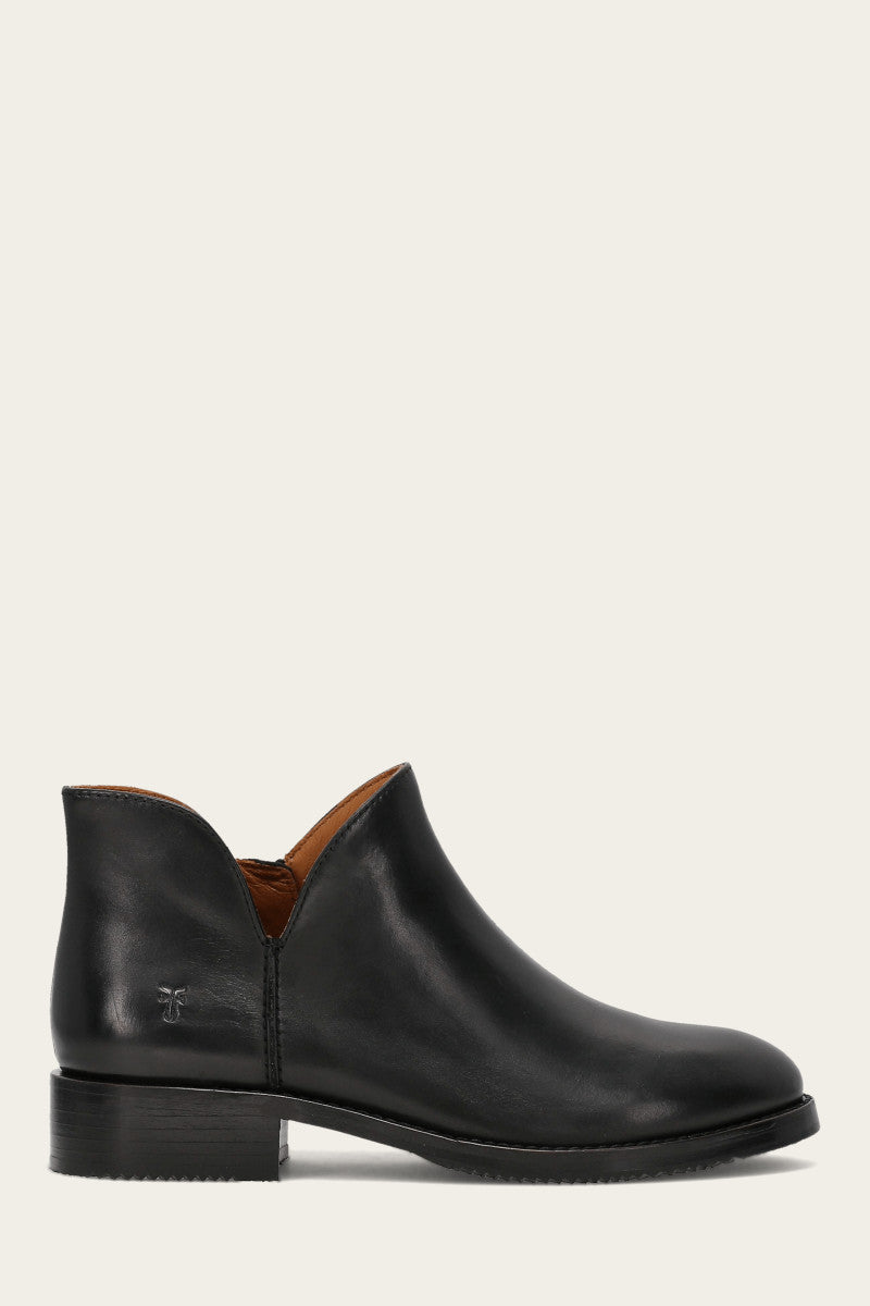 Melissa Shootie 2 - Black - Outside
