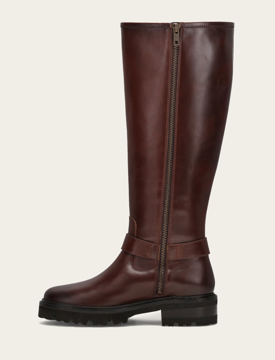 Olivia Buckle Tall - Bourbon - Inside