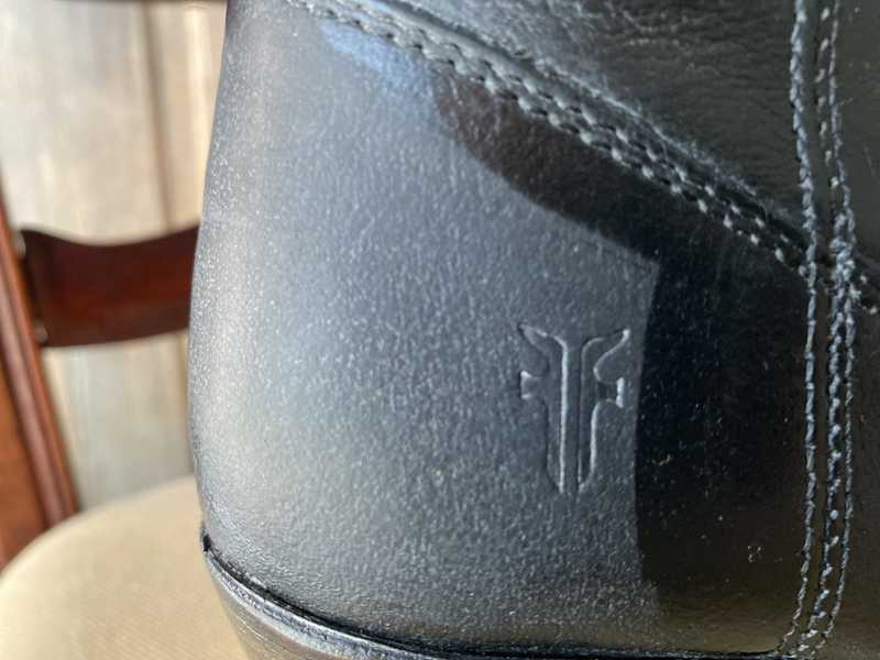 Black / 6 / Stewart_58298