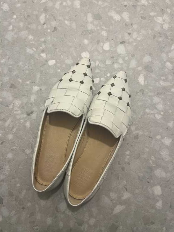 White / 11 / Susannah_81678