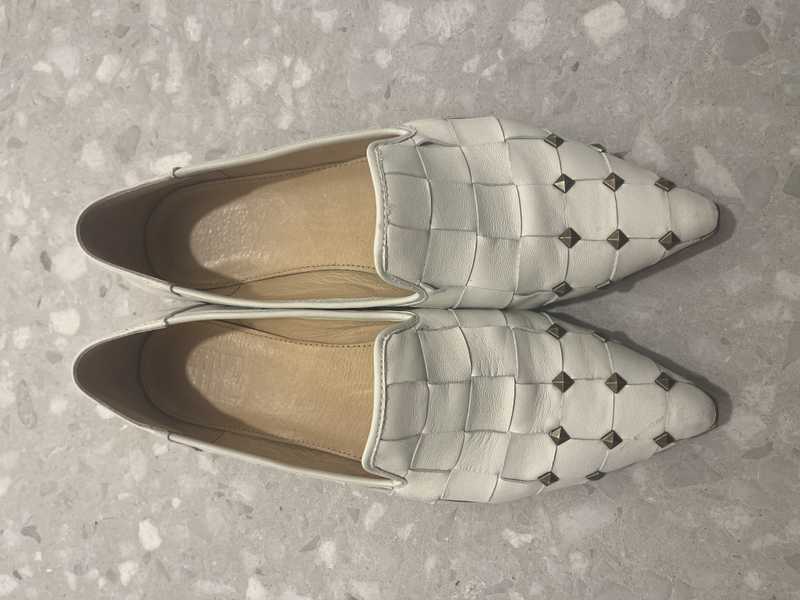 White / 11 / Susannah_81678