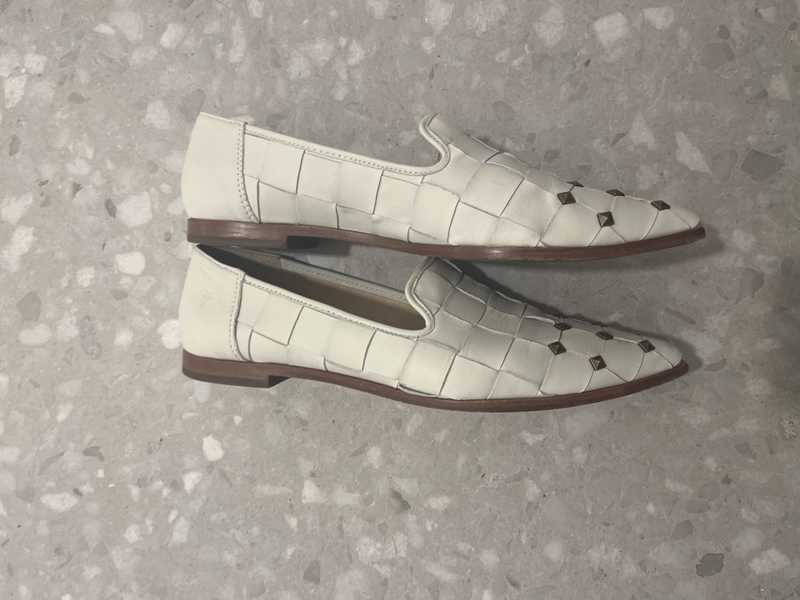 White / 11 / Susannah_81678