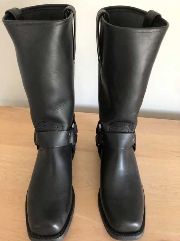 Black / 8.5 / Richard_84685