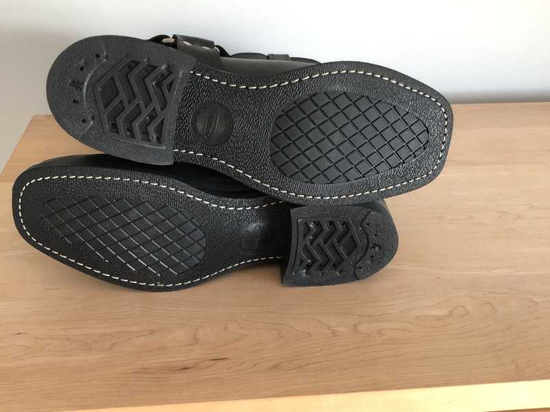 Black / 8.5 / Richard_84685