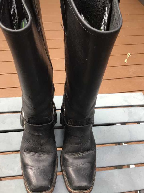Black / 7 / Christine_91412