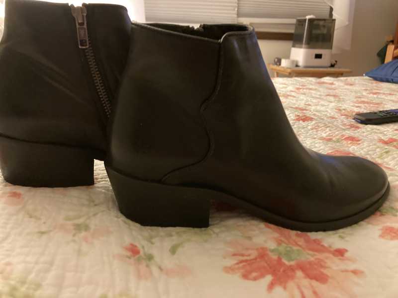Black / 9.5 / Diane_94236