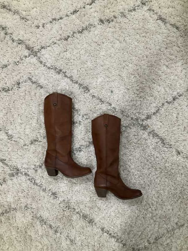 Cognac / 8.5 / Denise_99136