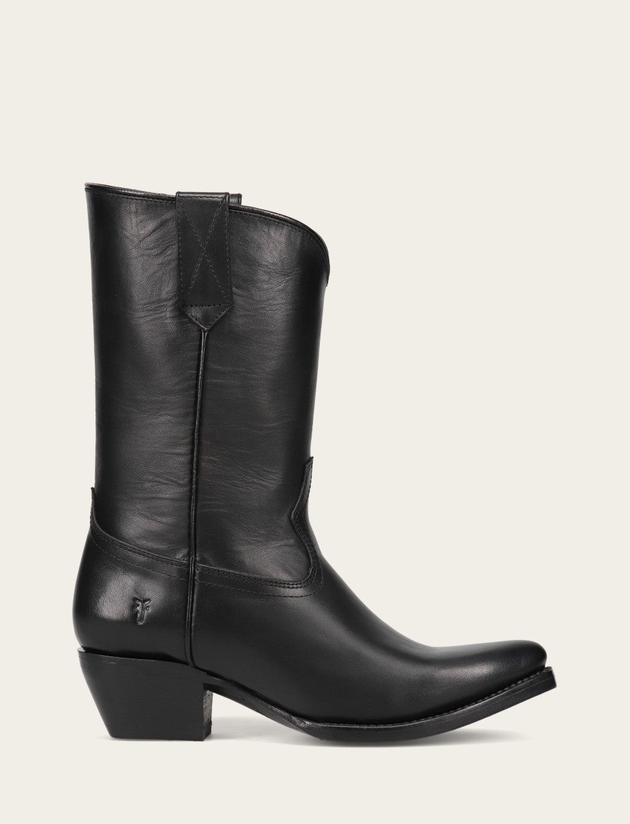 Sacha Mid Pull On - Black - Outside