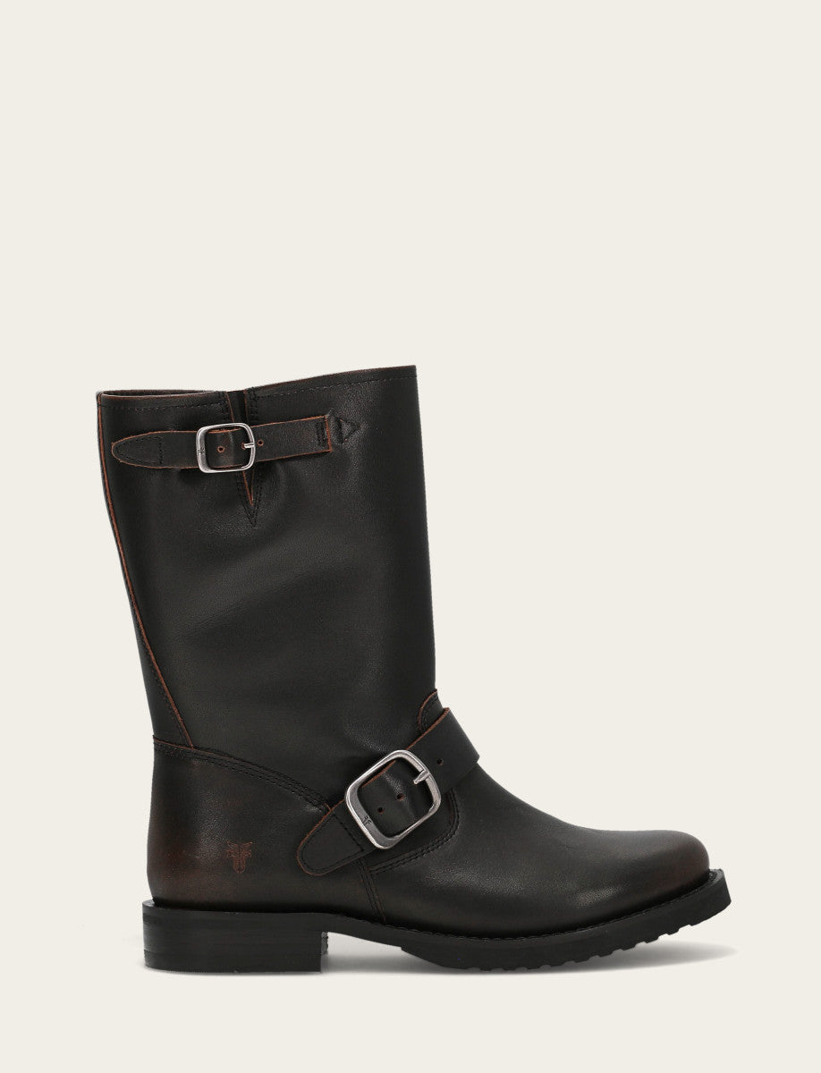 Veronica Flex Short - Antique Brown - Outside