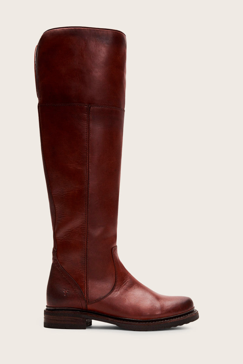 Veronica Shearling Tall - Redwood - Outside
