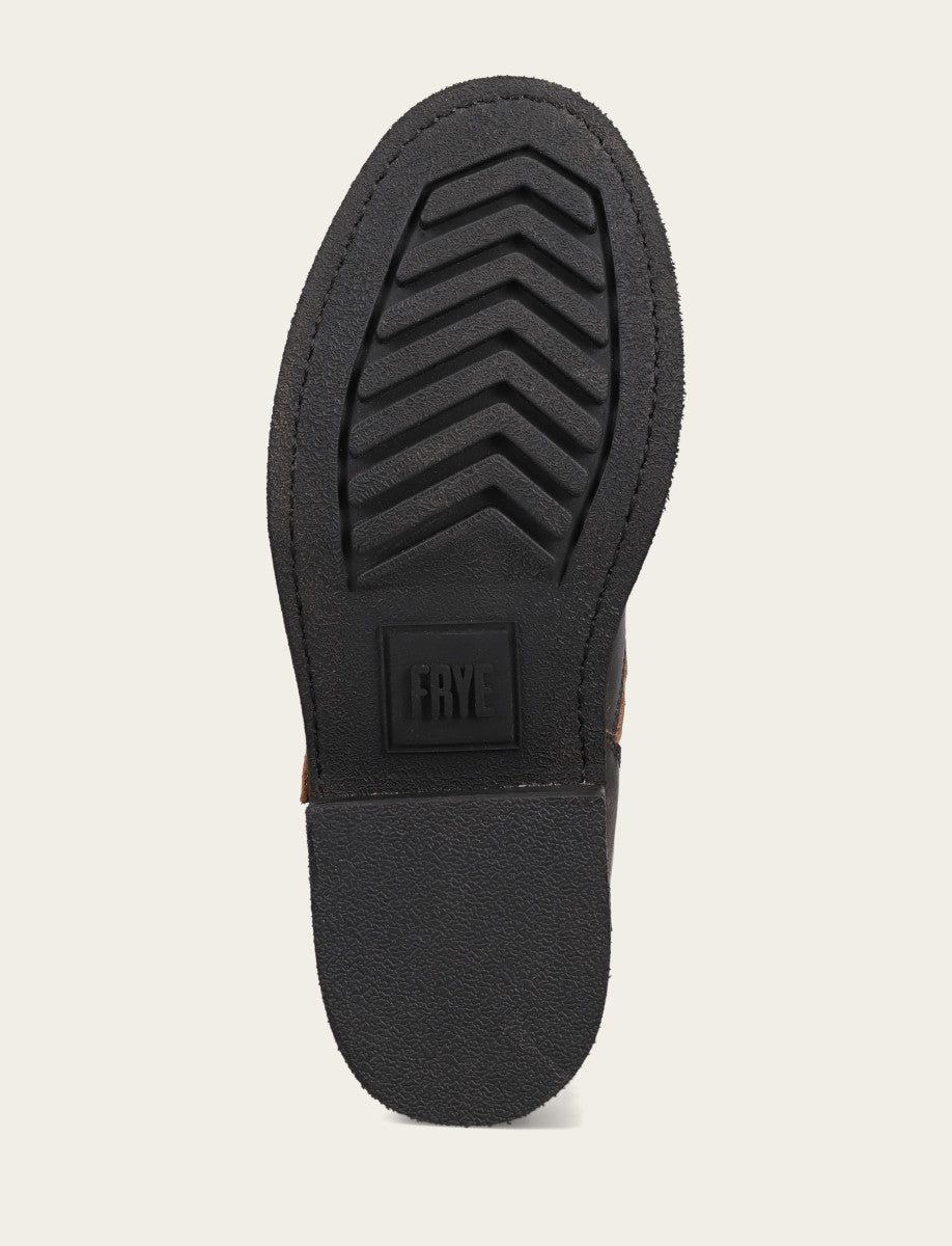 Viv Short Engineer - Distressed Black - Sole