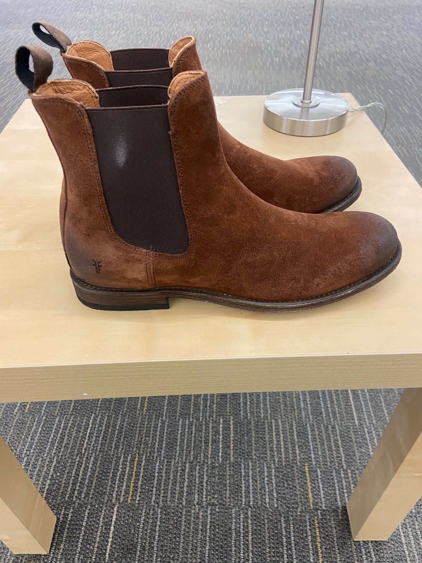 Brown / 8.5