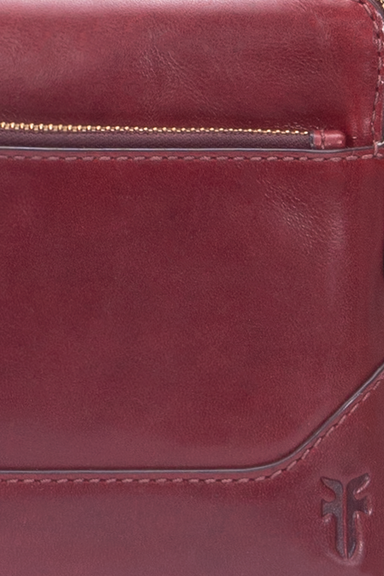 Melissa Crossbody Wristlet
