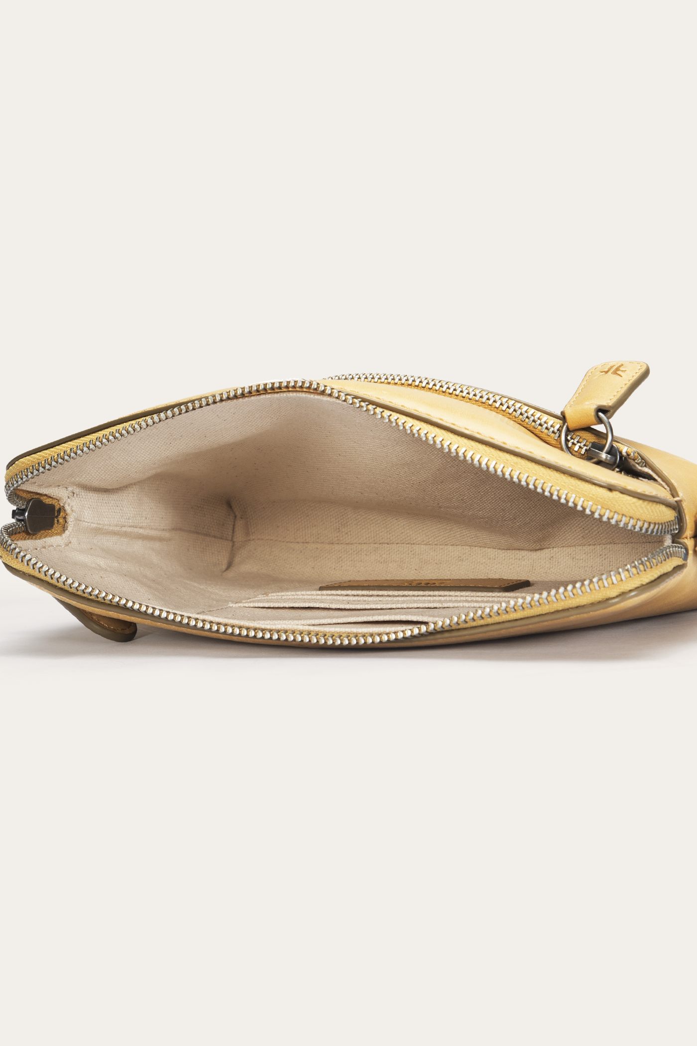 Melissa Crossbody Wristlet