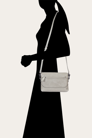 Melissa Crossbody Wristlet