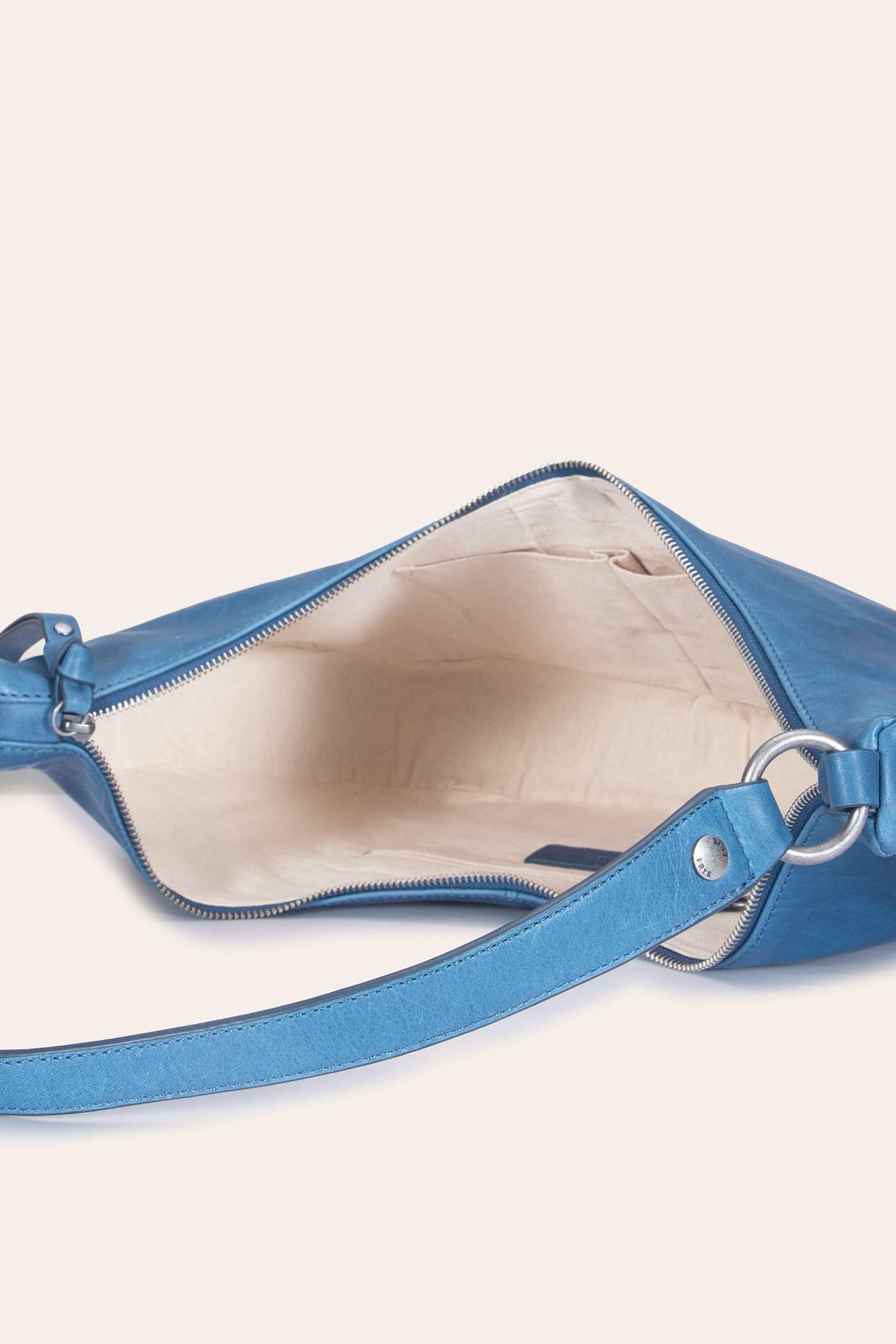 Melissa Crescent Hobo