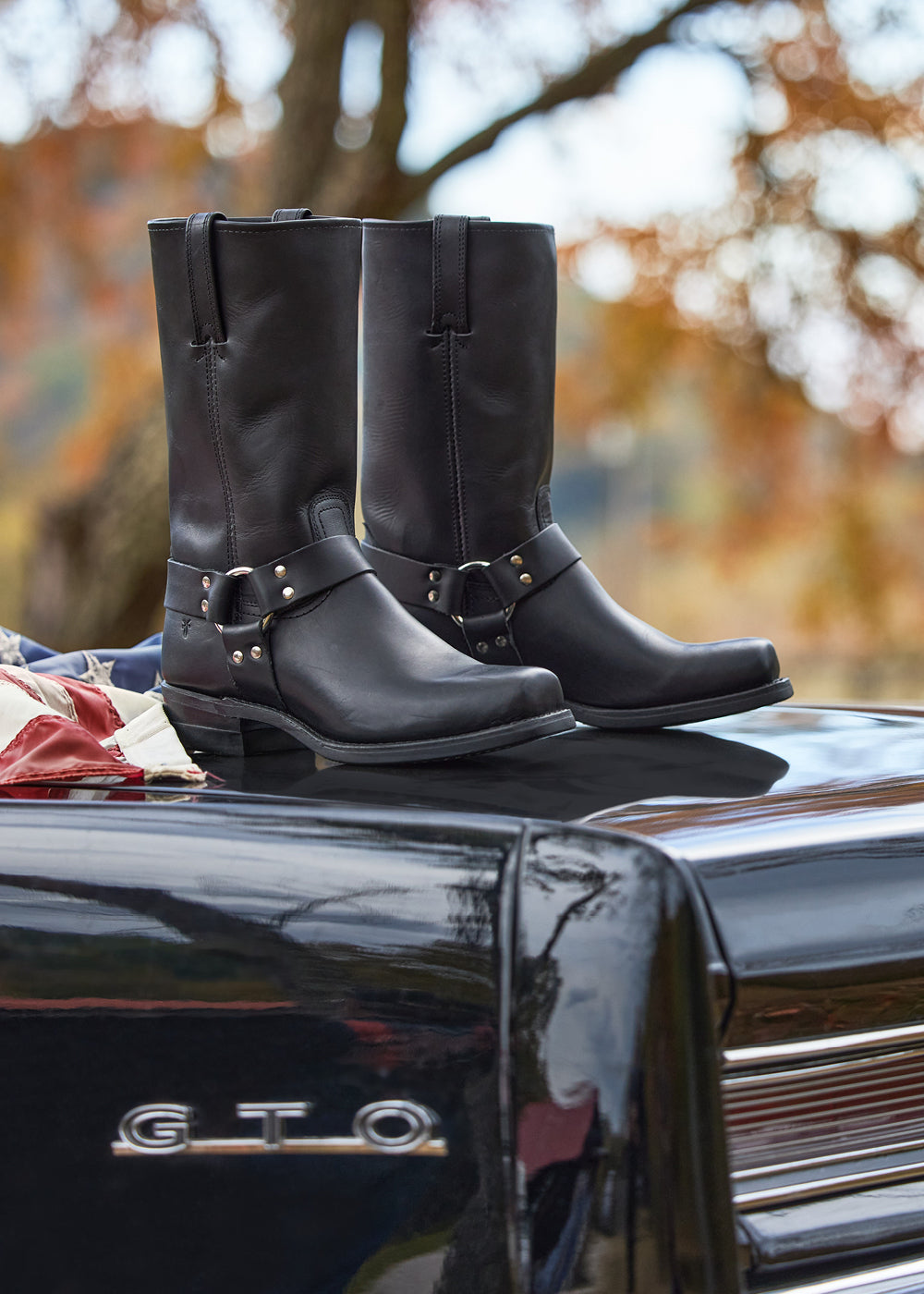 Where are frye boots made store