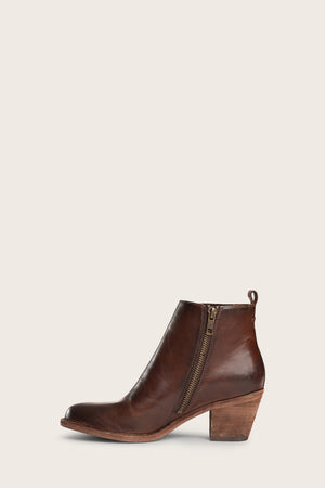 frye alton chelsea boot