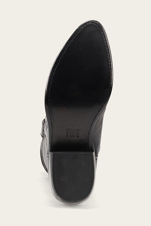 Billy Daisy Pull On - Black - Sole