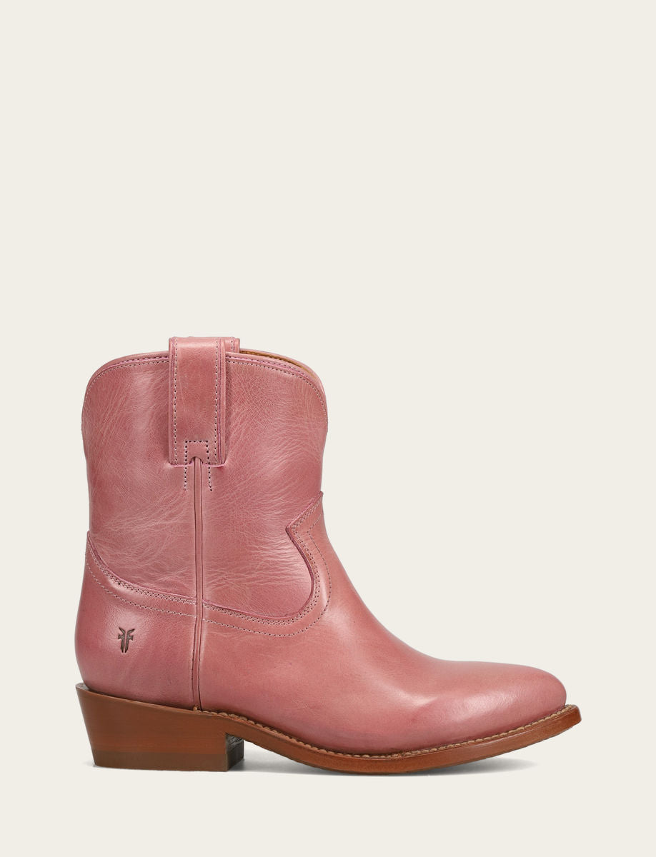 Billy Short - Vintage Pink - Outside
