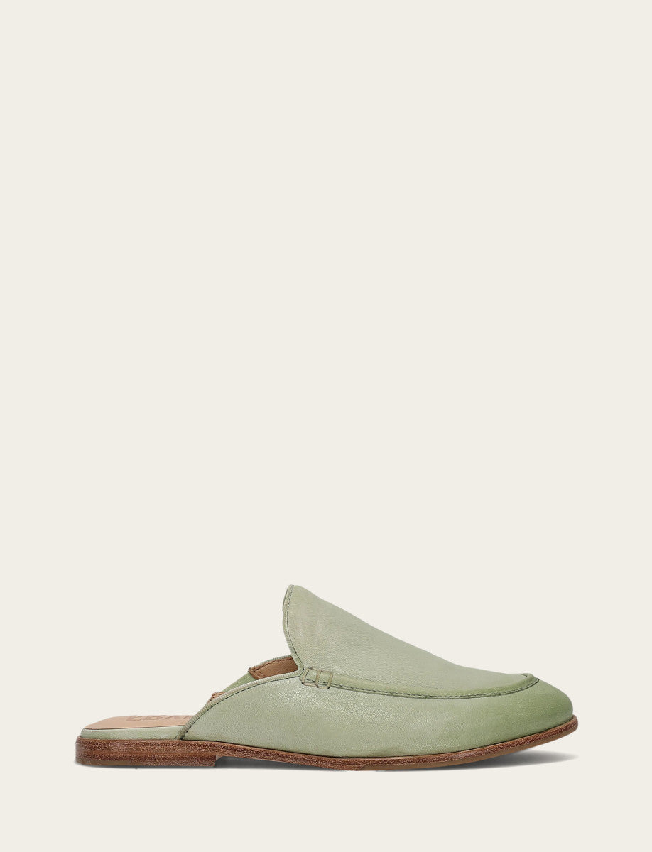 Faith Mule - Jade - Outside