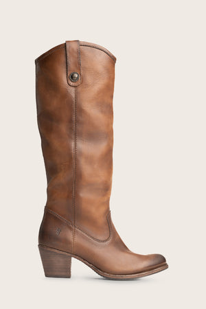 Jackie Button - Dark Brown - Outside