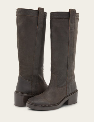 Kate Pull On - Chocolate - Pair