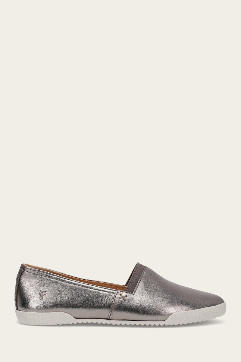 frye beacon slip on