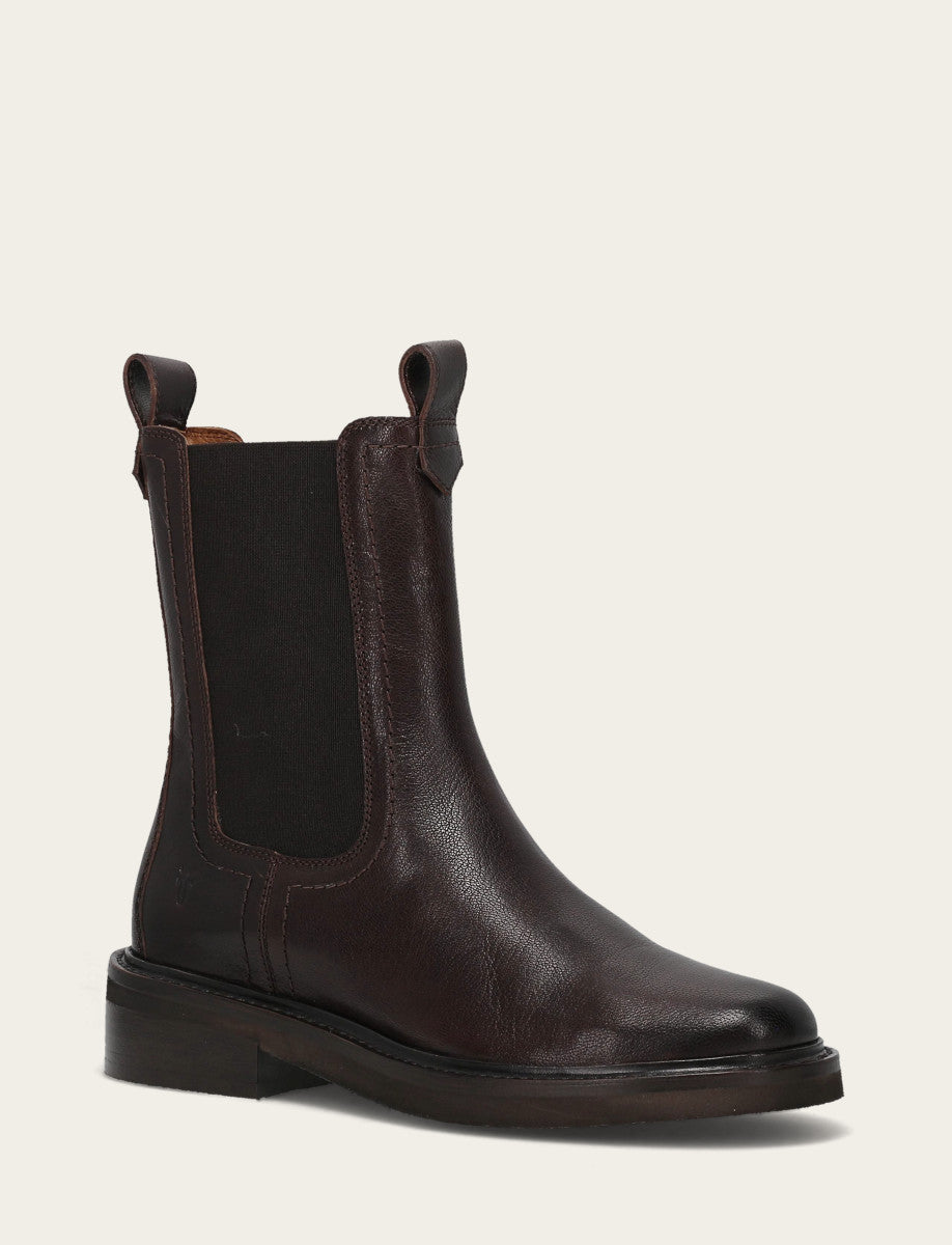 Phoebe Chelsea - Chocolate - Hero