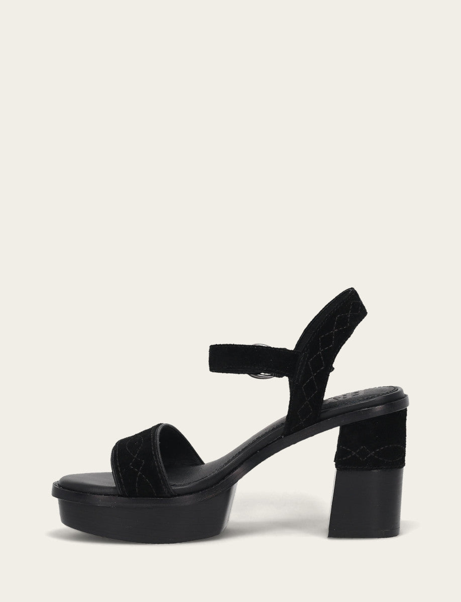 Pipa Woodstock Sandal - Black - Inside