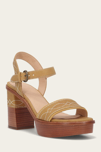 Pipa Woodstock Sandal - Banana - Hero