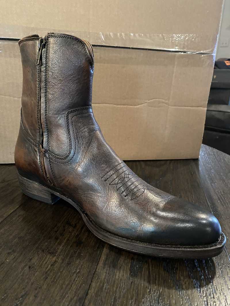 Austin Inside Zip Pre Loved