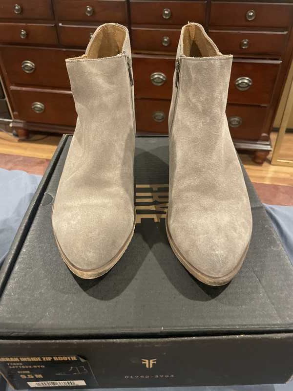 demi zip bootie