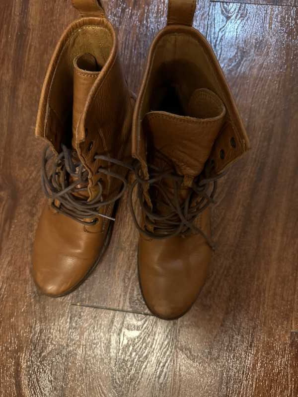 Veronica Combat Pre Loved