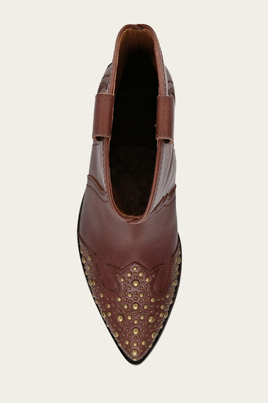 Sara Wingtip Stud - Saddle - Top Down