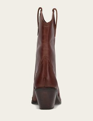 Sara Wingtip Stud - Saddle - Back