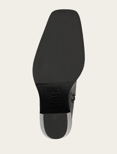 Sedona Short Inside Zip - Black - Sole
